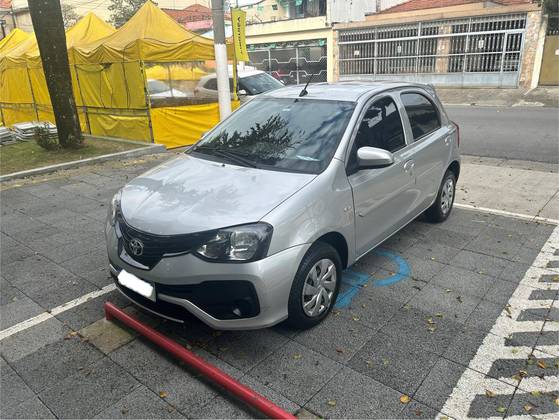 TOYOTA ETIOS 1.3 X 16V FLEX 4P MANUAL TOYOTA ETIOS 1.3 X 16V FLEX 4P MANUAL